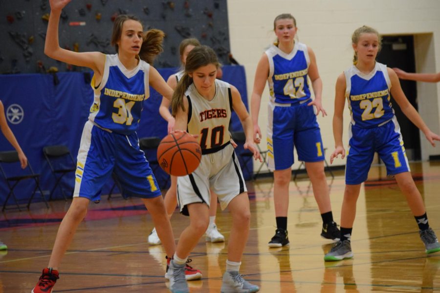 Seventh grade girls basketball beats independence