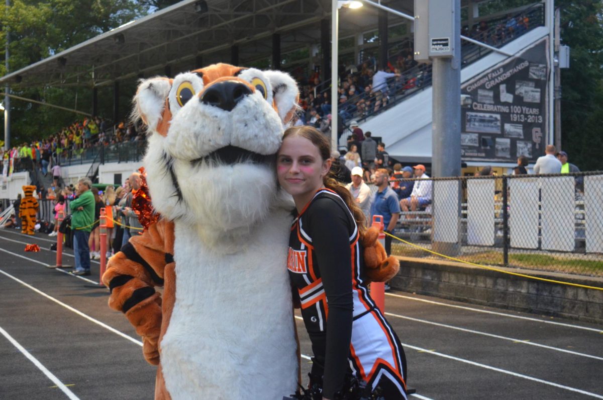 High School Takes on Crestwood at Homecoming Game