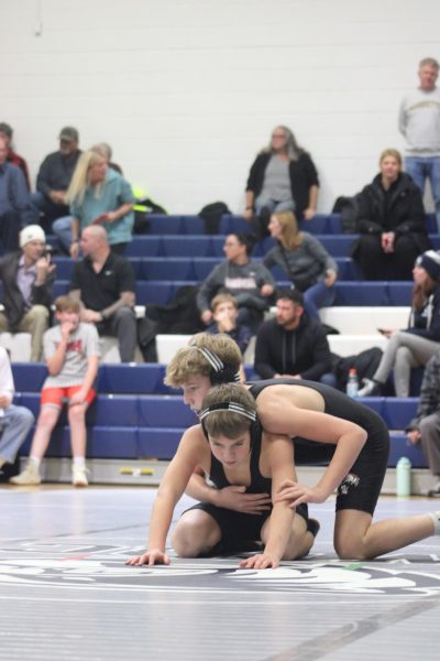 Wrestlers travel to West G Dec 4.